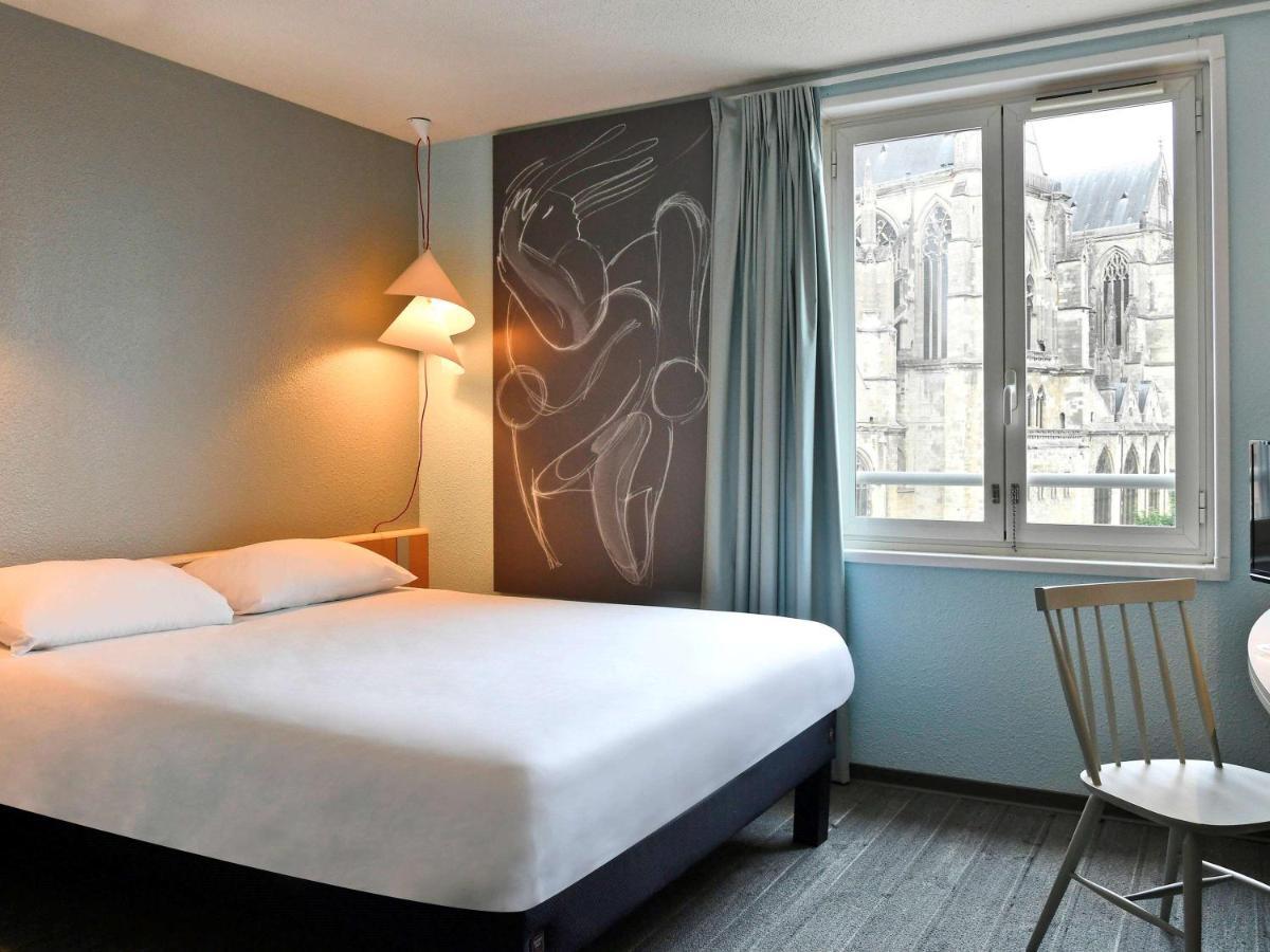 Hotel Ibis Saint Quentin Basilique Exterior foto